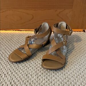Franco Sarto Size 6 Women's Tan Leather Strappy Sandals